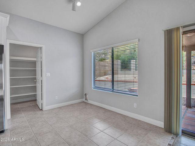 2238 E Heston Drive, Phoenix, AZ 85024