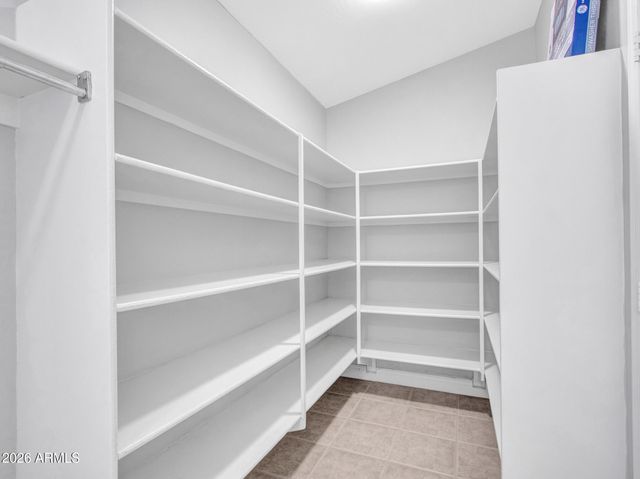 2238 E Heston Drive, Phoenix, AZ 85024