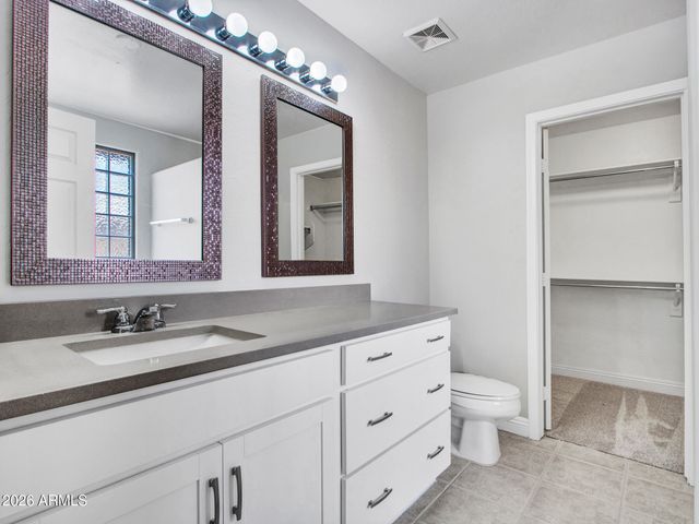 2238 E Heston Drive, Phoenix, AZ 85024