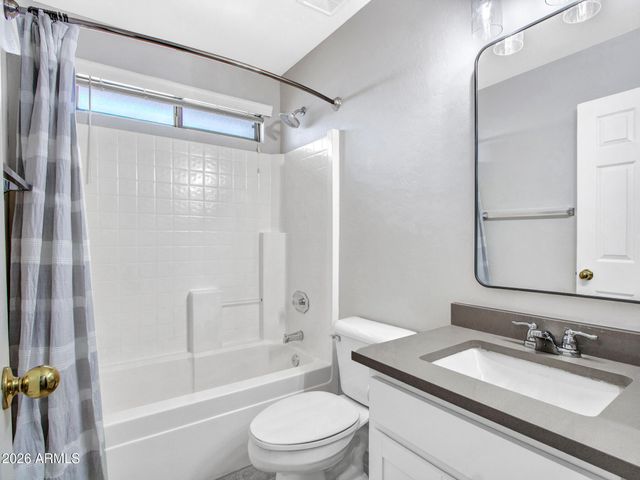 2238 E Heston Drive, Phoenix, AZ 85024