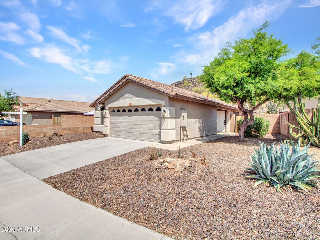 Image 43 of property listing at 2238 E Heston Drive, Phoenix, AZ 85024