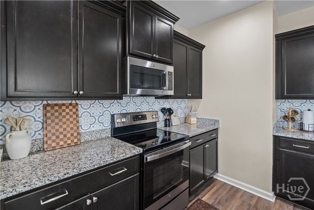 79 Winslow Circle, Savannah, GA 31407
