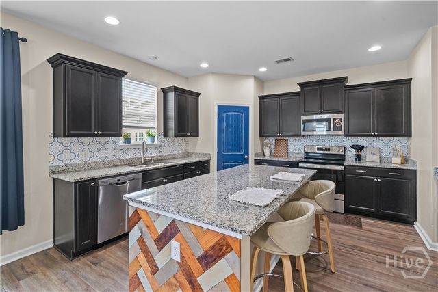 79 Winslow Circle, Savannah, GA 31407