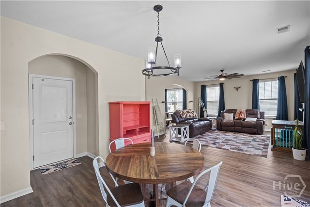79 Winslow Circle, Savannah, GA 31407