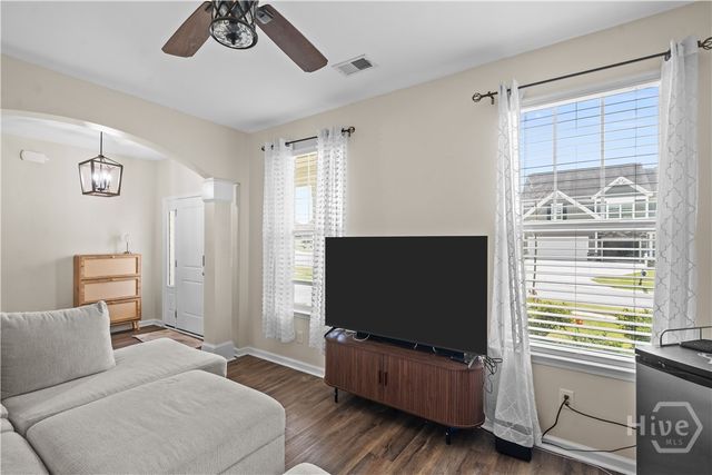 79 Winslow Circle, Savannah, GA 31407