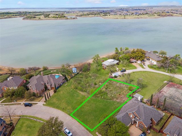 3800 Monterrey Circle, The Colony, TX 75056