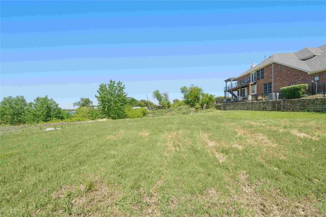 3800 Monterrey Circle, The Colony, TX 75056