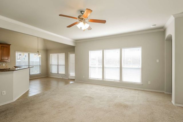 1921 Bay Laurel Drive, Weatherford, TX 76086