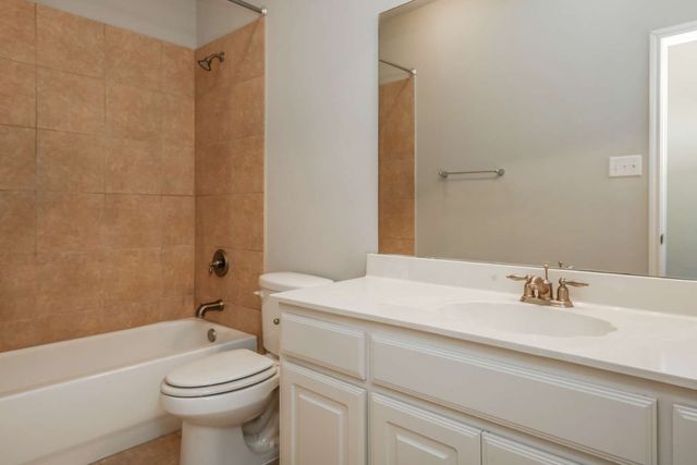 1921 Bay Laurel Drive, Weatherford, TX 76086