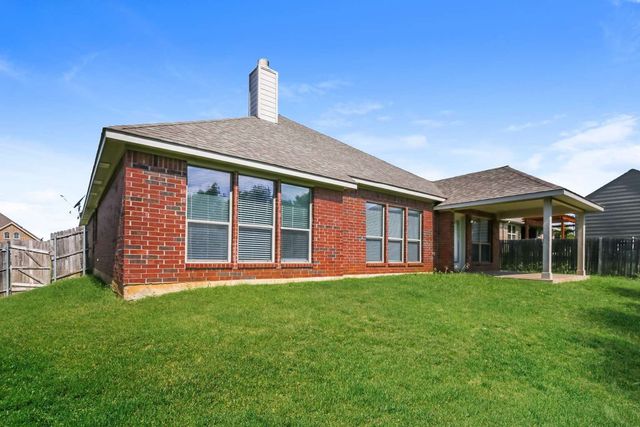 1921 Bay Laurel Drive, Weatherford, TX 76086