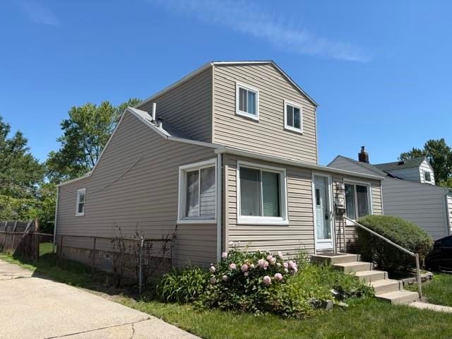 7067 Chalmers Ave Avenue, Warren, MI 48091