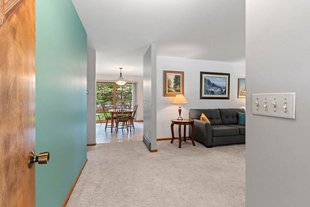 242 N CLINTON AVENUE, Clintonville, WI 54929