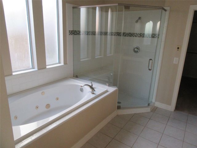 914 Ivory Ridge Lane, Houston, TX 77094