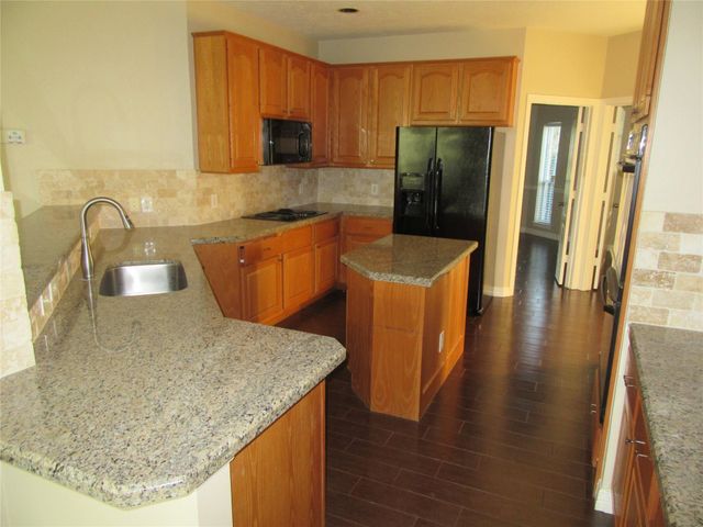 914 Ivory Ridge Lane, Houston, TX 77094