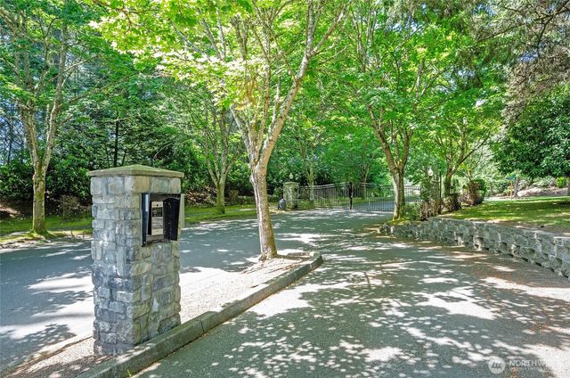 2828 19th Avenue Ct NW, Gig Harbor, WA 98335