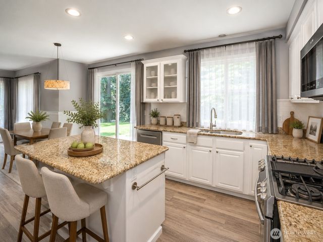 2828 19th Avenue Ct NW, Gig Harbor, WA 98335