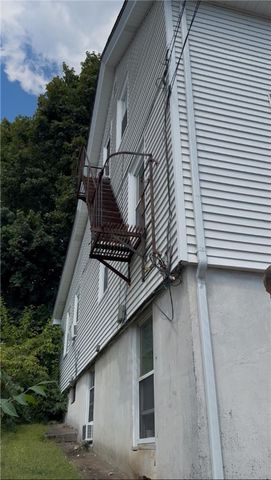 372 Hawkins Street, Providence, RI 02904