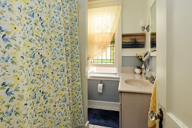 2971-2973 Glenmore Ave, Dormont, PA 15216