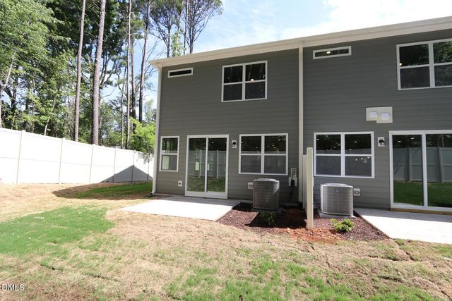 2921 Spring Manor Way, Garner, NC 27529