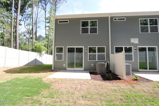 2921 Spring Manor Way, Garner, NC 27529