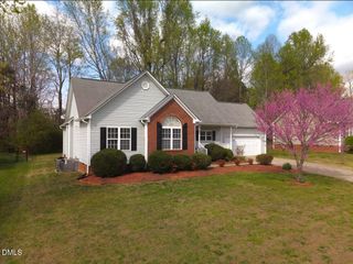 213 E Drake Lane, Mebane, NC 27302