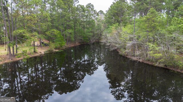 8433 Banks Dairy Road, Statesboro, GA 30458