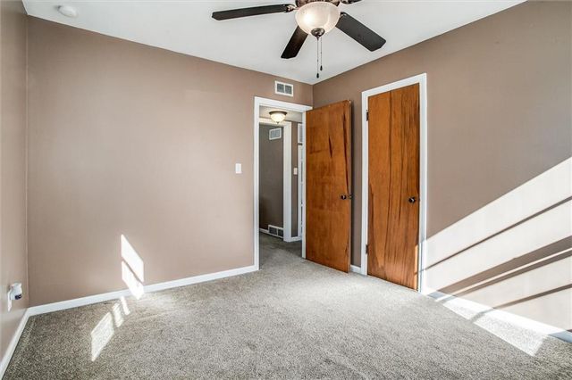 304 S Central Street, Olathe, KS 66061