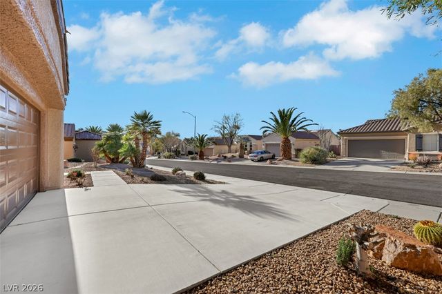 2833 Winslow Springs Drive, Henderson, NV 89052