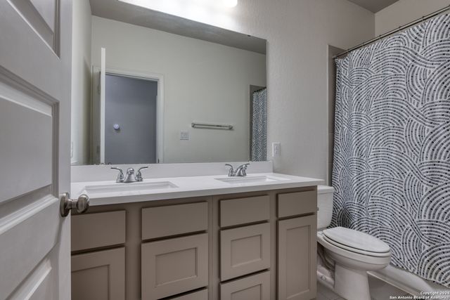 323 SUGARCANE, New Braunfels, TX 78132