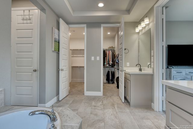 323 SUGARCANE, New Braunfels, TX 78132