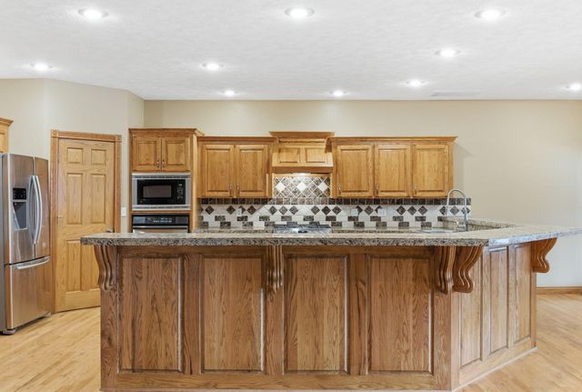 4052 Flat Creek Road, Cape Fair, MO 65624