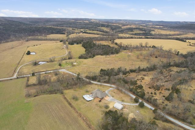 4052 Flat Creek Road, Cape Fair, MO 65624