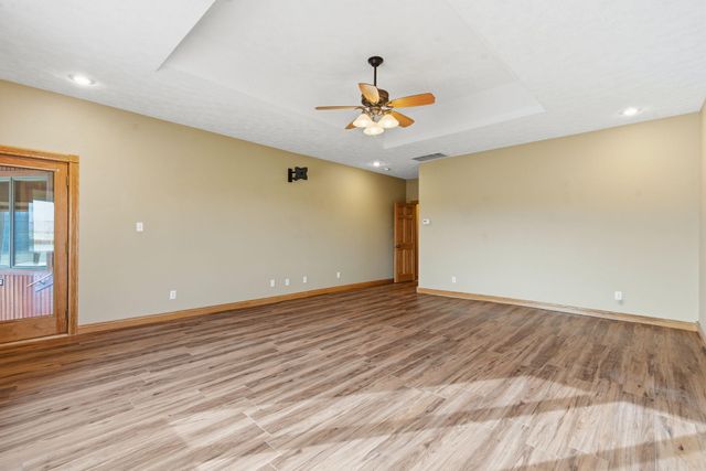 4052 Flat Creek Road, Cape Fair, MO 65624