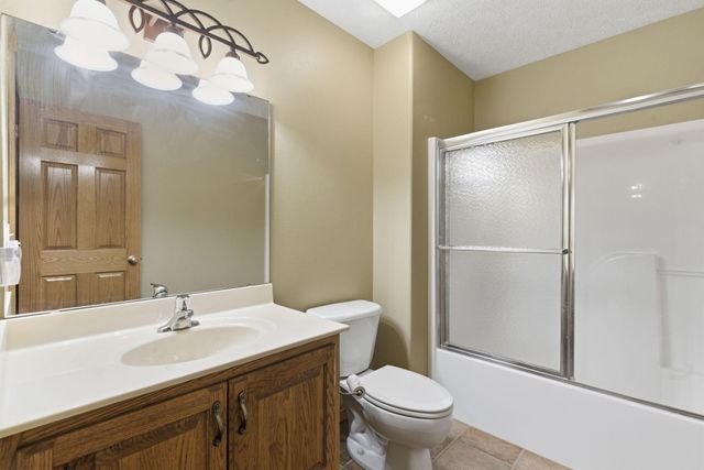 4052 Flat Creek Road, Cape Fair, MO 65624