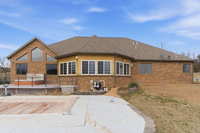 4052 Flat Creek Road, Cape Fair, MO 65624