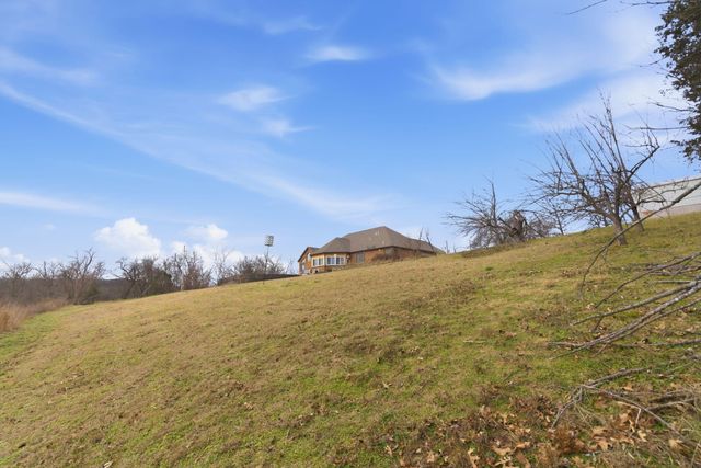 4052 Flat Creek Road, Cape Fair, MO 65624