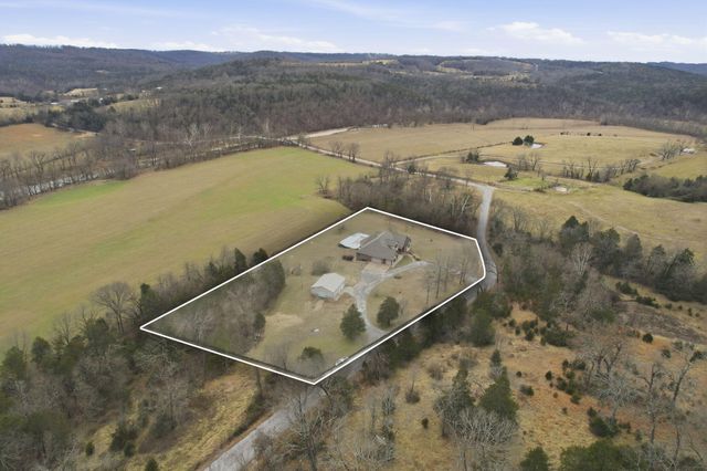 4052 Flat Creek Road, Cape Fair, MO 65624