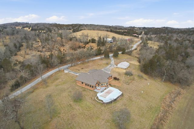 4052 Flat Creek Road, Cape Fair, MO 65624