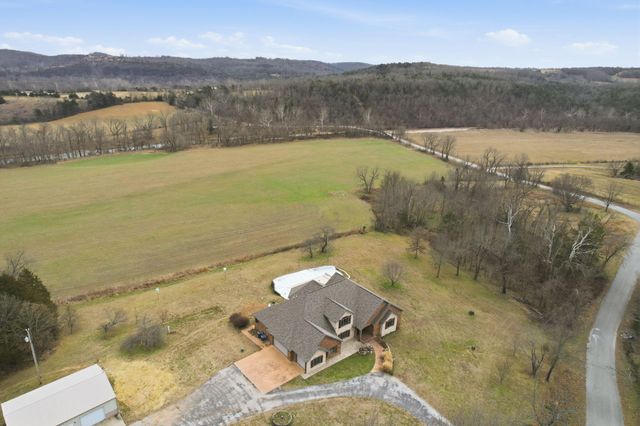 4052 Flat Creek Road, Cape Fair, MO 65624