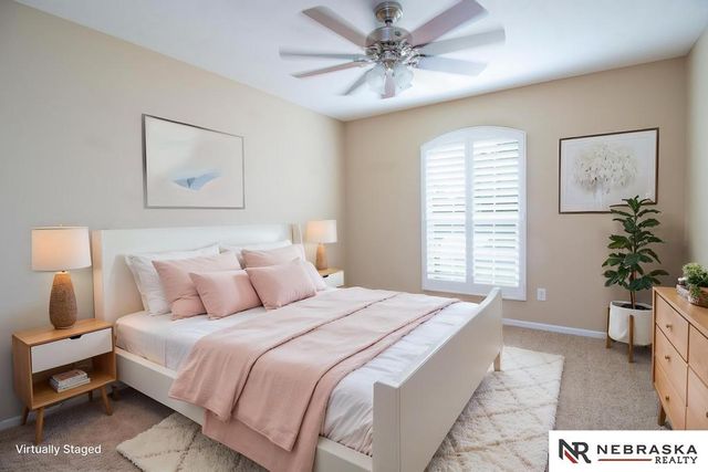 7609 Kentwell Lane, Lincoln, NE 68516