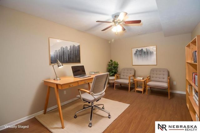 7609 Kentwell Lane, Lincoln, NE 68516