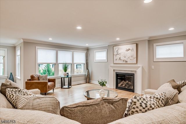 569 Riverside Drive, Princeton Twp., NJ 08540