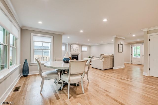 569 Riverside Drive, Princeton Twp., NJ 08540