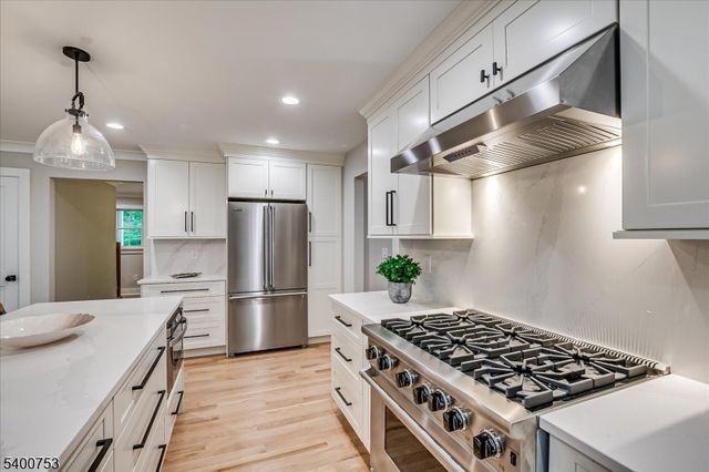 569 Riverside Drive, Princeton Twp., NJ 08540