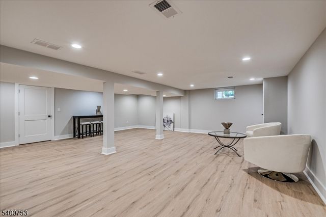 569 Riverside Drive, Princeton Twp., NJ 08540