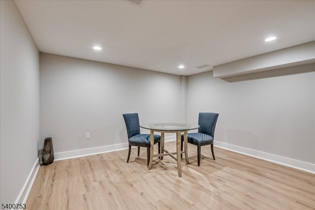 569 Riverside Drive, Princeton Twp., NJ 08540