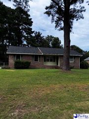 2721 Whitestone Dr., Florence, SC 29505