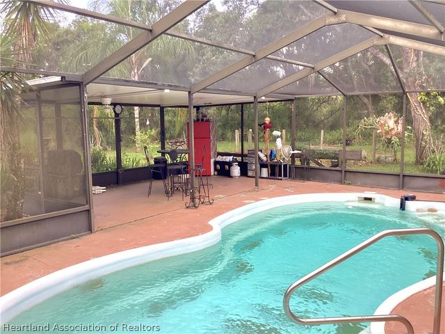 5519 Oak Circle, Sebring, FL 33870