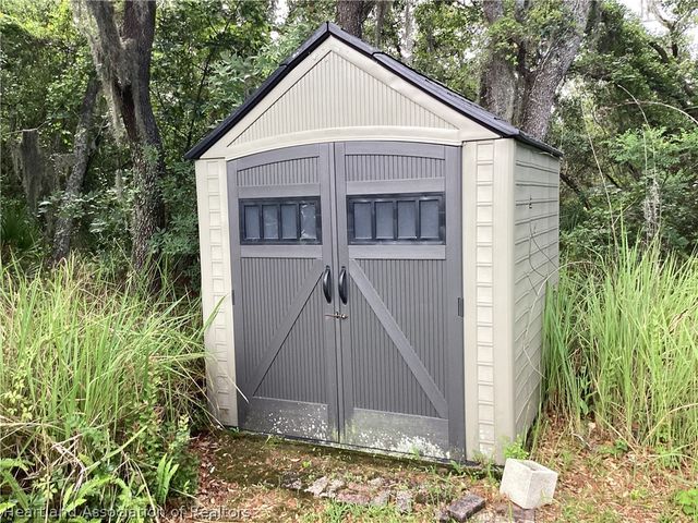5519 Oak Circle, Sebring, FL 33870