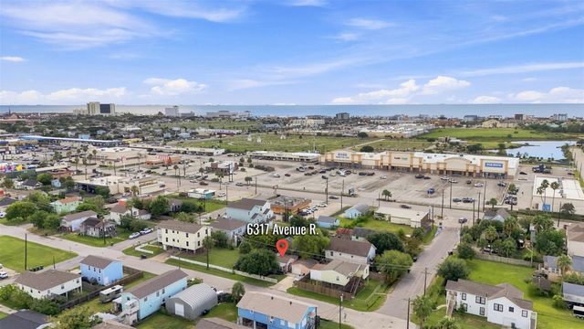6317 Avenue R, Galveston, TX 77551